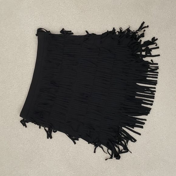 Black fringe mini skirt - Picture 2 of 7